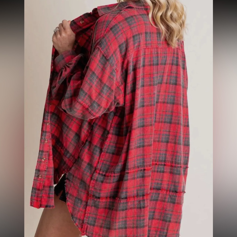 Oversized Plaid Red Button-Up Women's Top - Picture 2 of 2
